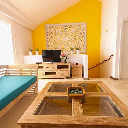 公寓 Modern House In Playa Paraiso 阿德耶